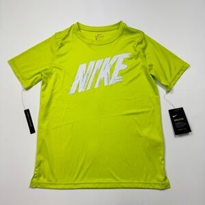 NEW! Boy’s Nike Dri-Fit Short Sleeve Athletic T-Shirt Size XL W/Tags